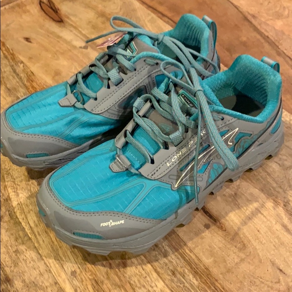 Altra Lone Peak 4 Trail Running Shoes